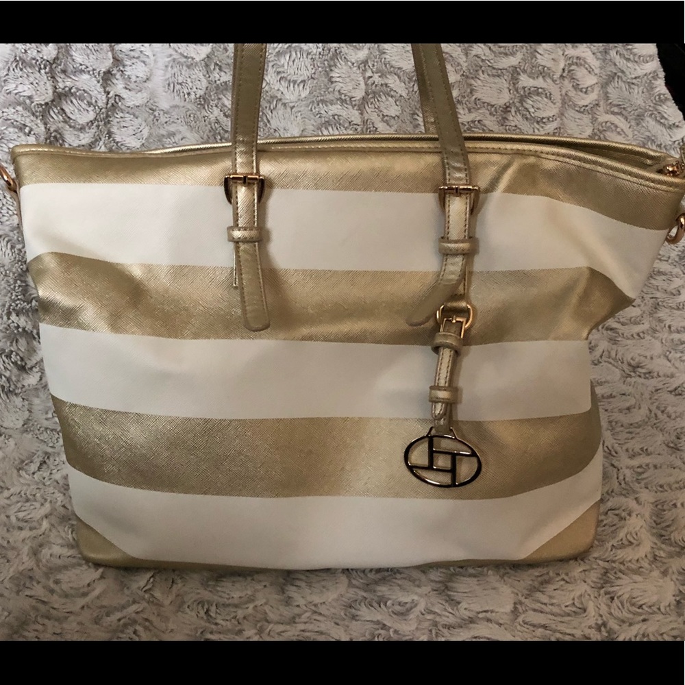 Large purse NWOT